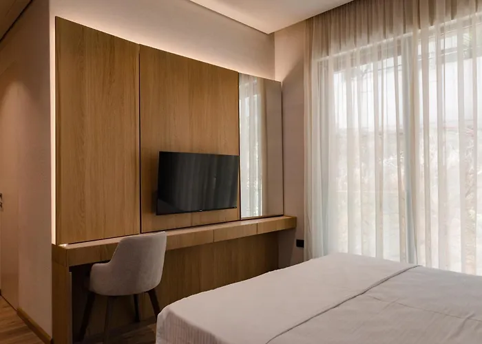 Riviera Blu- Seaside فندق 4*